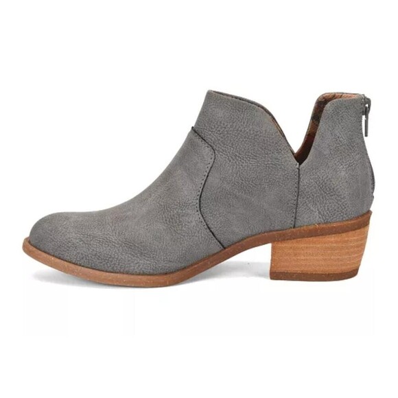 B.O.C Women's Stacked Heel Lucy Comfort Suede Shooties in Light Gray 9.5 NWOB - Picture 13 of 15